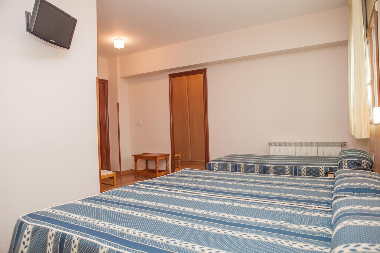 Hotel Las Anclas Ель-Астільєро Екстер'єр фото